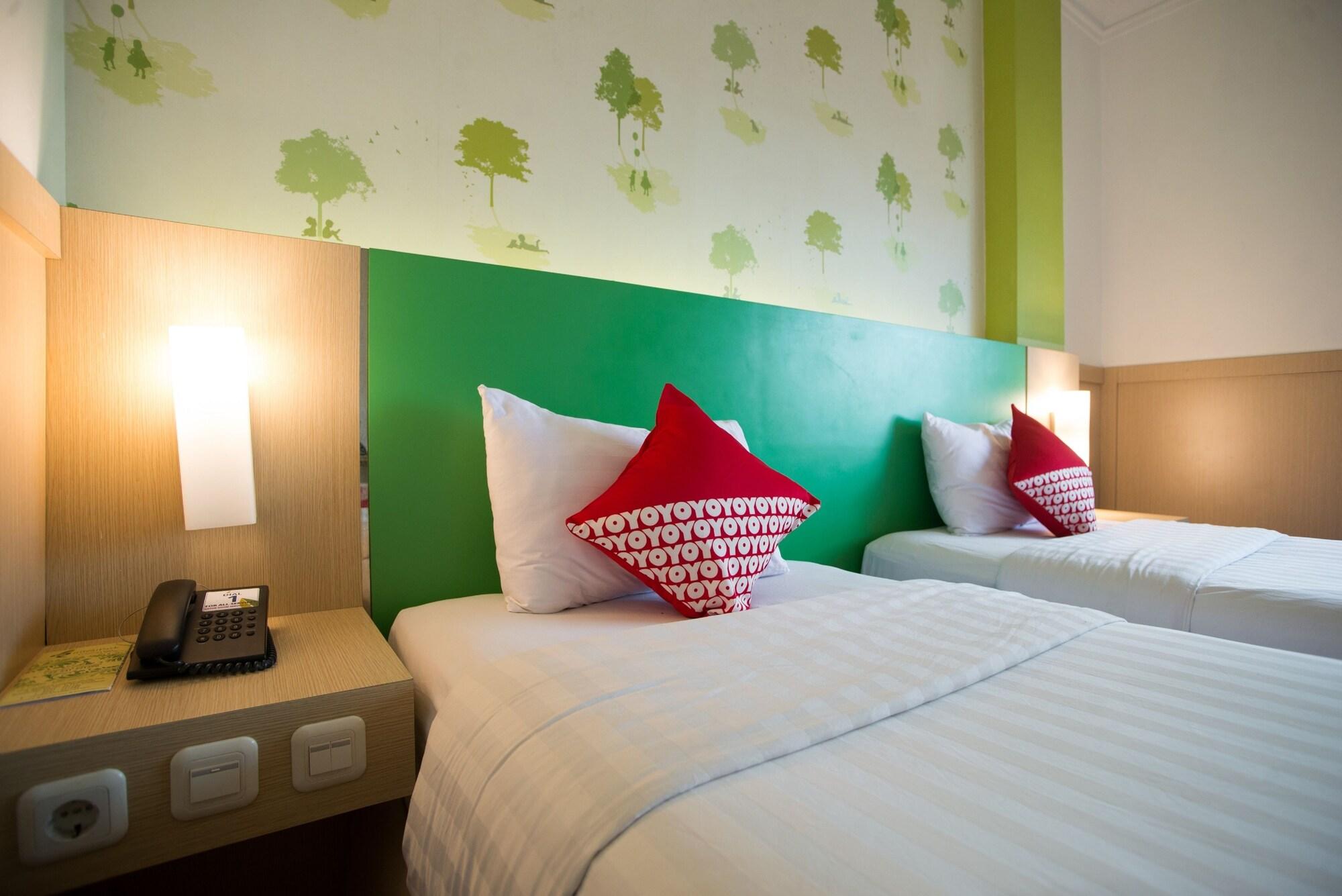 Royal Park Hotel Samarinda Buitenkant foto